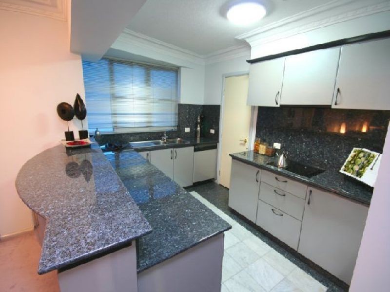 1/100 Macquarie Street, St Lucia QLD 4067