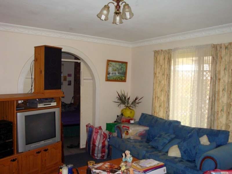 43 Moatah Drive, Beachmere QLD 4510