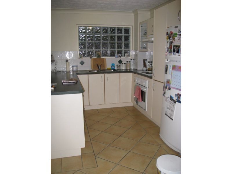 2/28 Thynne Road, Morningside QLD 4170