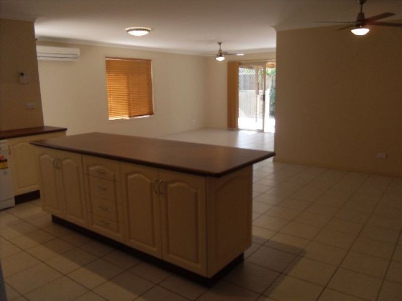 11 Caper Close, Springfield Lakes QLD 4300