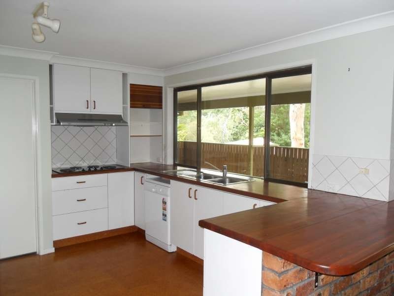 6 Keil Place, Chapel Hill QLD 4069