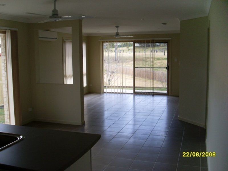 33 Penrose Circuit, Redbank Plains QLD 4301
