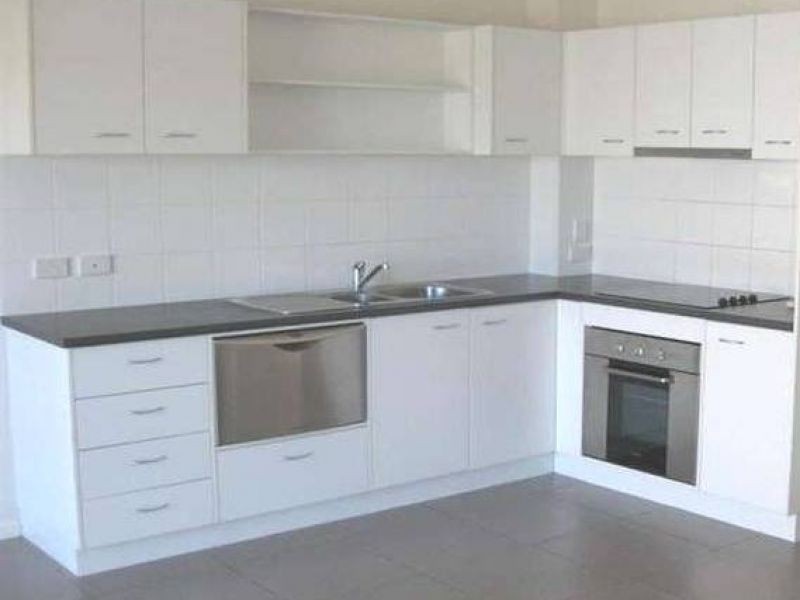 2/27 Hall Street, Northgate QLD 4013