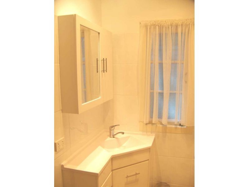 51 Barter Avenue, Holland Park QLD 4121