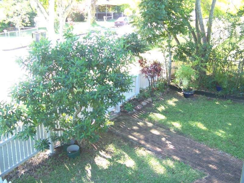 51 Barter Avenue, Holland Park QLD 4121