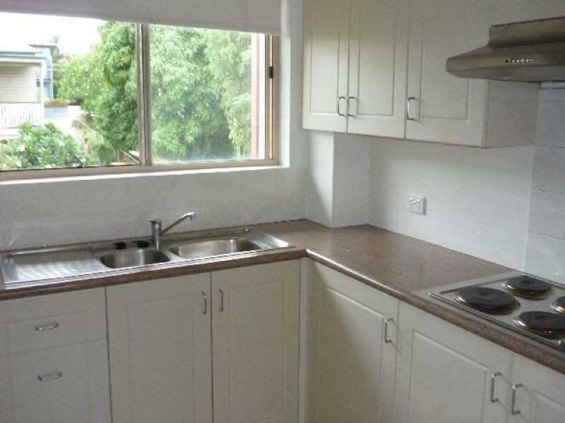 2/59 Wellington Street, Coorparoo QLD 4151