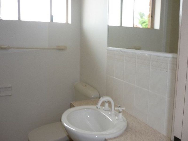 2/59 Wellington Street, Coorparoo QLD 4151