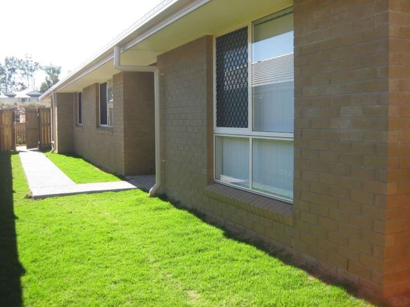 2/16 Grandview Parade, Griffin QLD 4503