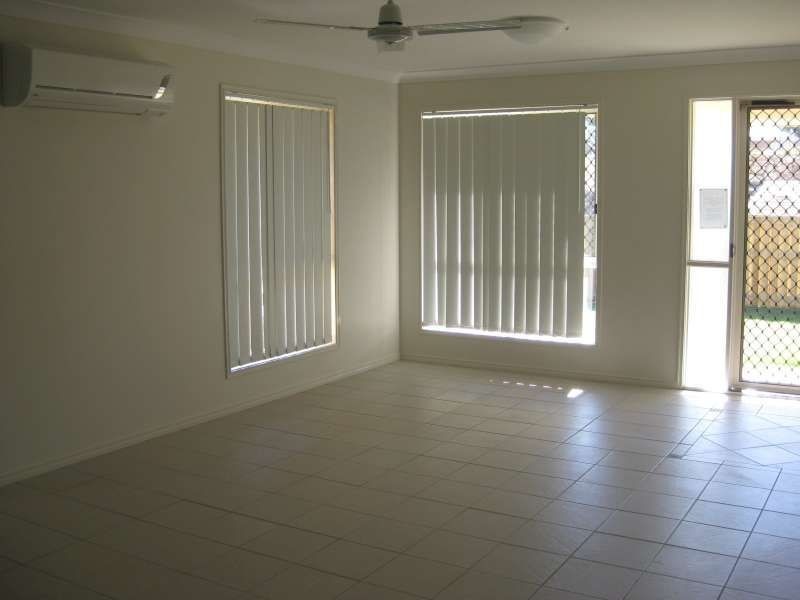 1/16 Grandview Parade, Griffin QLD 4503