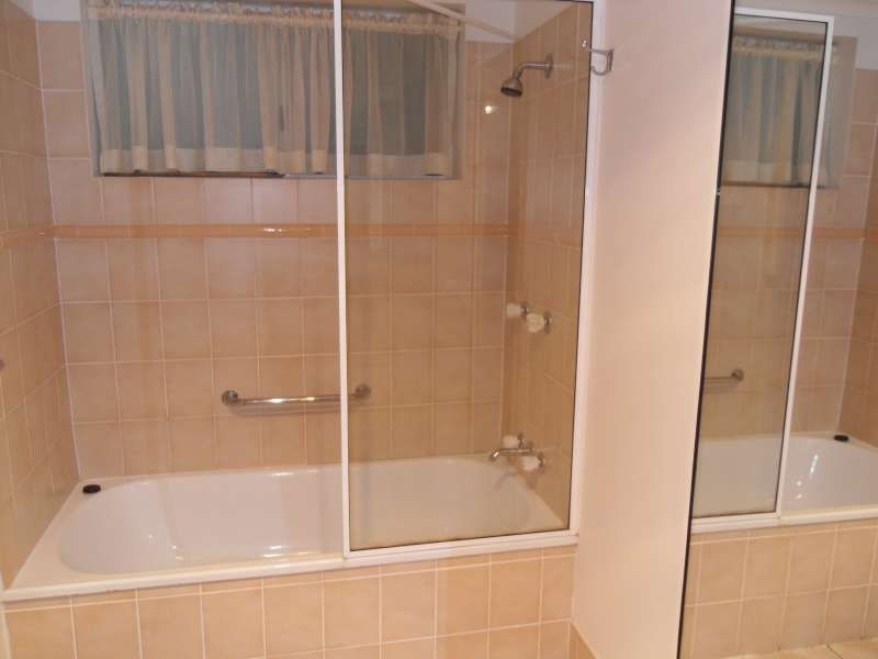 1/84 Musgrave Road, Indooroopilly QLD 4068