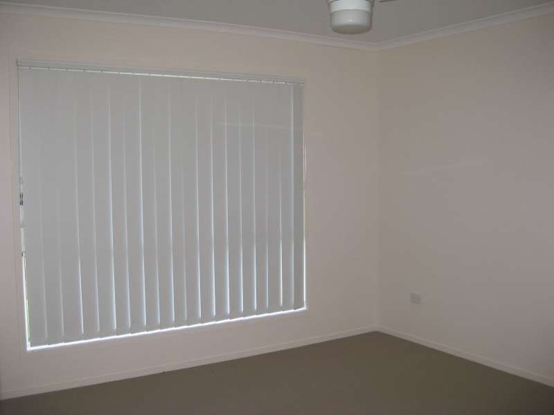 1/10 Elle Court, Warner QLD 4500