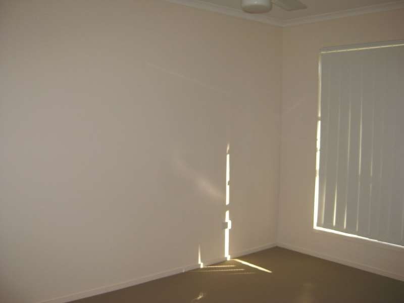 2/10 Eve Court, Kallangur QLD 4503