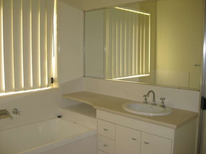 18 Rivulet Place, Bellmere QLD 4510