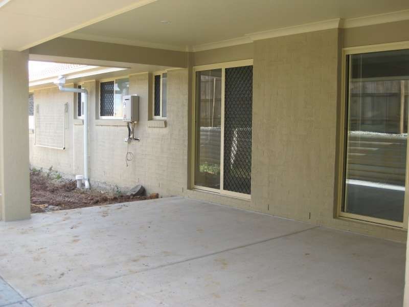 15 Diane Parade, Kallangur QLD 4503