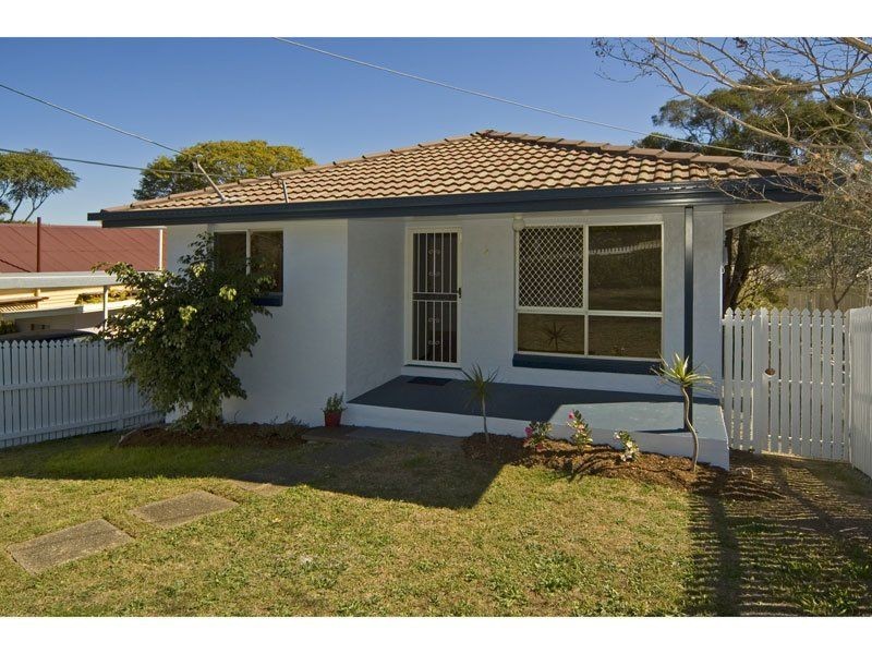 4 Hurd Terrace, Morningside QLD 4170