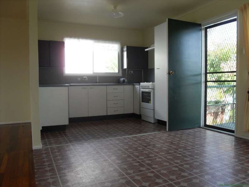 154 North Road, Woodridge QLD 4114