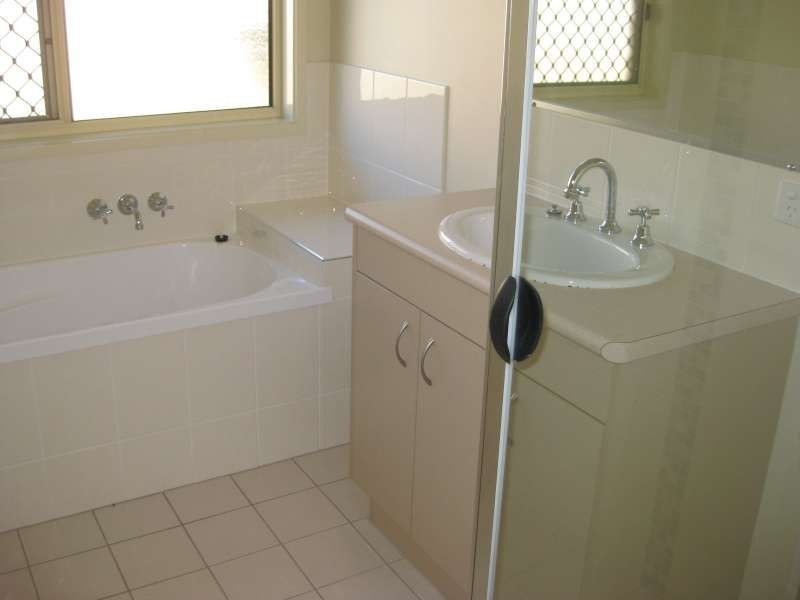 24 Corsair Circuit, Bray Park QLD 4500