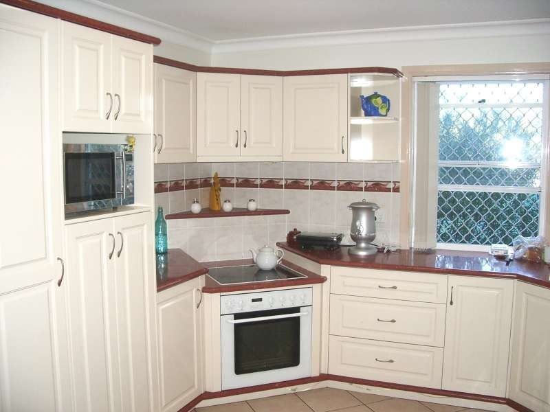 64 Gem Road, Kenmore QLD 4069