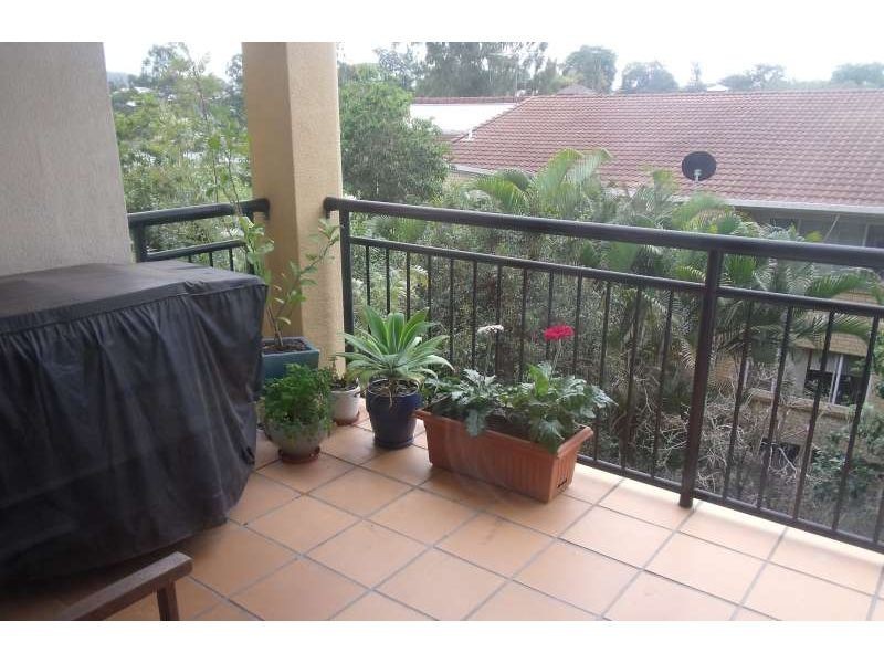 6, 110 Indooroopilly Road, Taringa QLD 4068