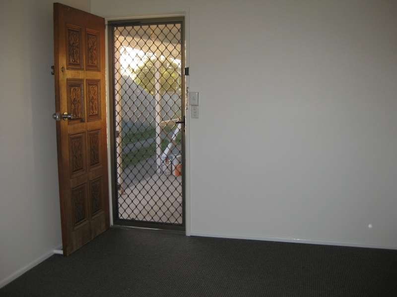 19 Storey Road, Kallangur QLD 4503