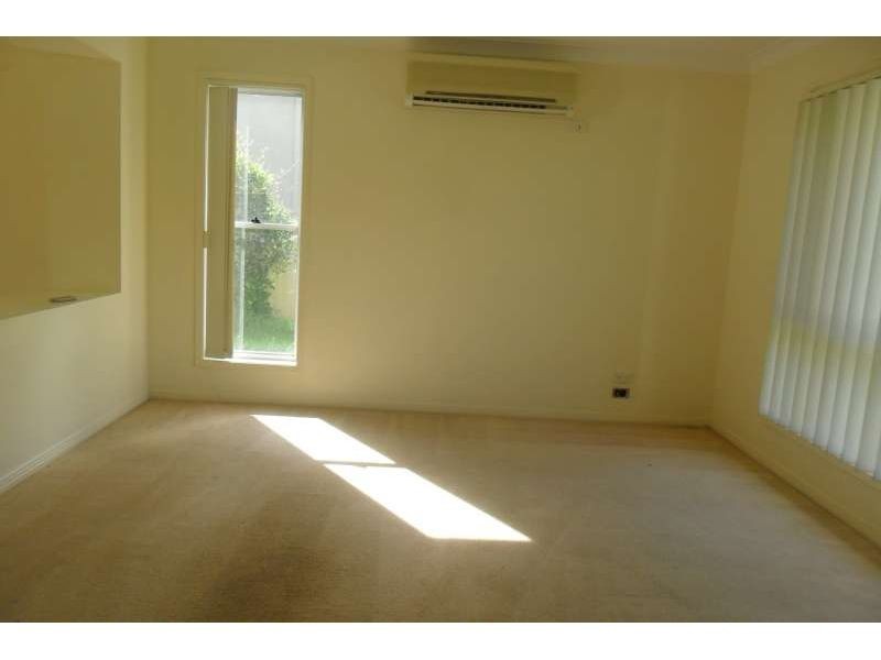 100 Christina Ryan Way, Arundel QLD 4214