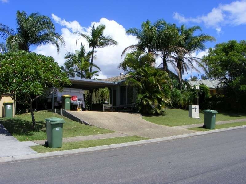 24 Melbourne Road, Arundel QLD 4214