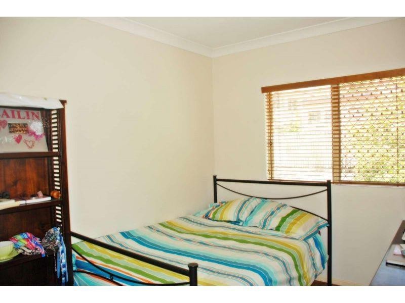 5/52 Mitre Street, St Lucia QLD 4067