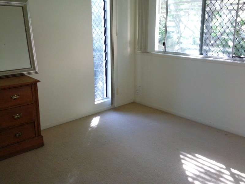 2/19A Glassey Street, Red Hill QLD 4059