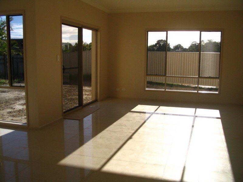 9 Marjorie Crescent, Benowa QLD 4217