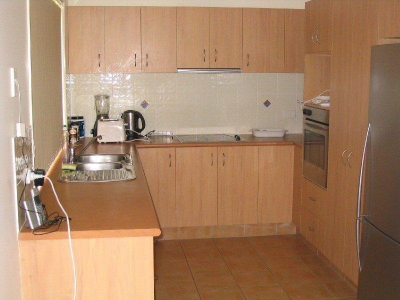 76 Ingles Circuit, Arundel QLD 4214