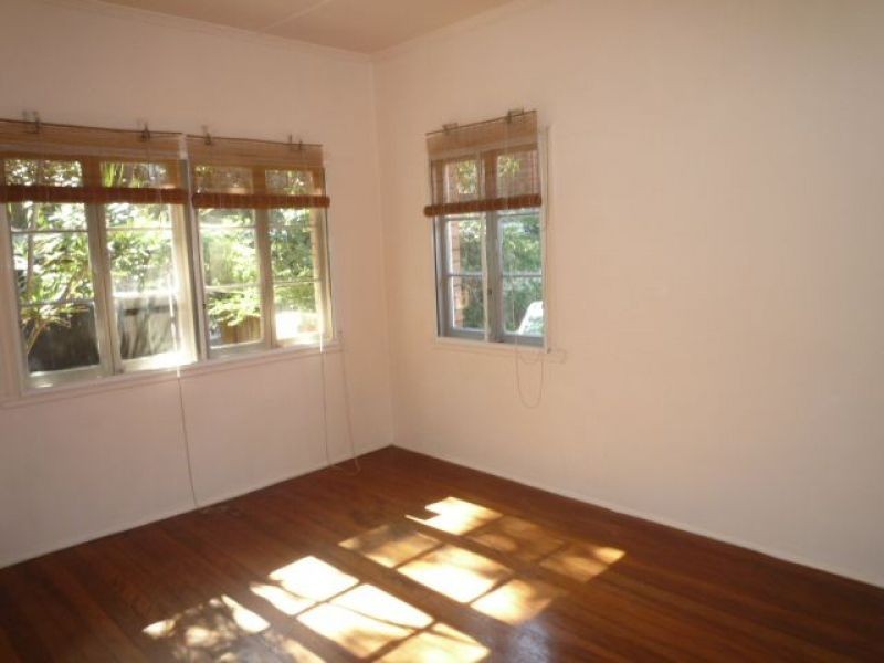 3/158 Frank Street, Labrador QLD 4215