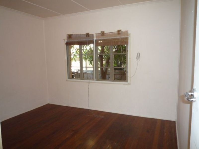 3/158 Frank Street, Labrador QLD 4215