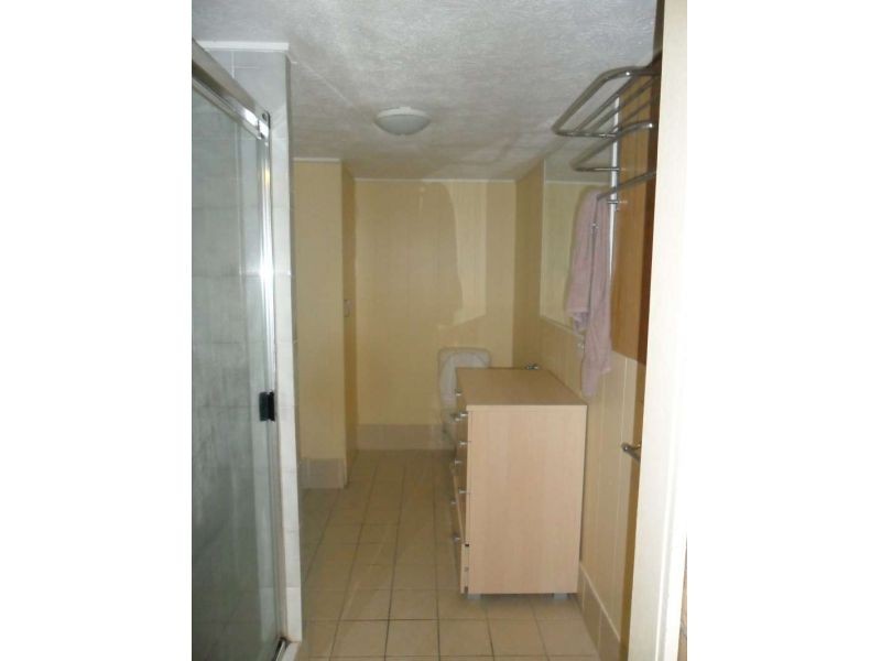 91b Eugaree Street, Southport QLD 4215