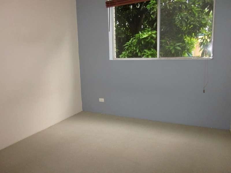 4/52 Sisley Street, St Lucia QLD 4067