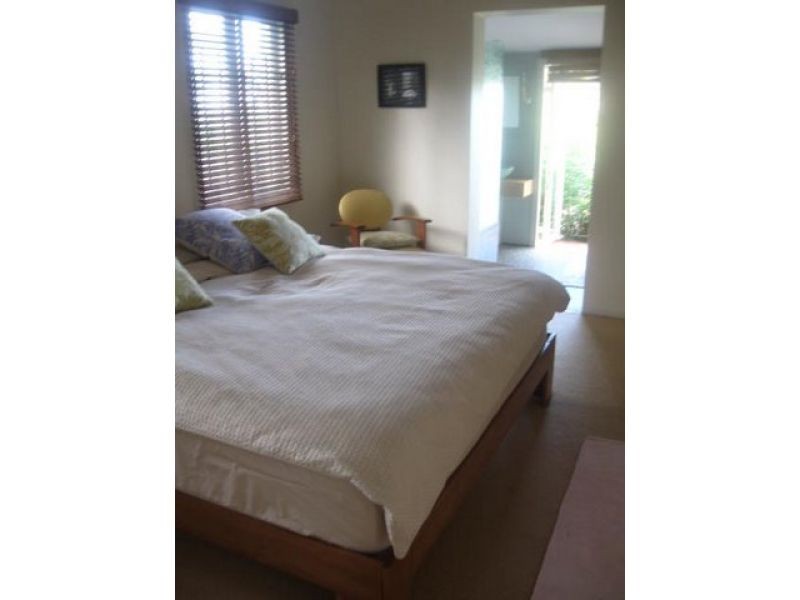 182 TURPIN ROAD n/a, Labrador QLD 4215