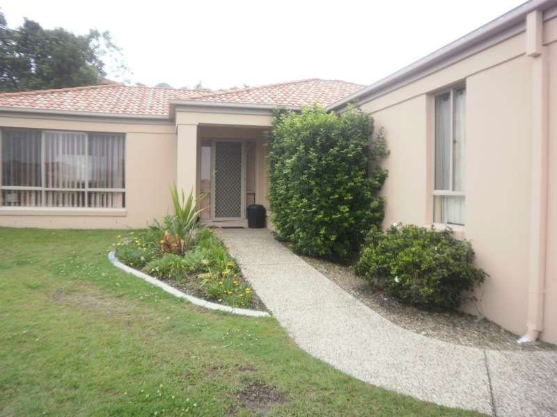 21 Zeller Crescent, Arundel QLD 4214