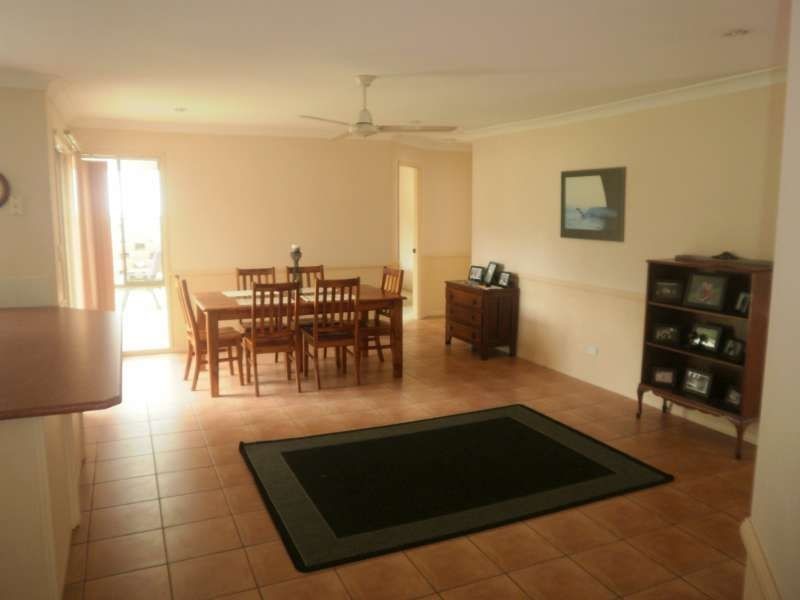 21 Zeller Crescent, Arundel QLD 4214
