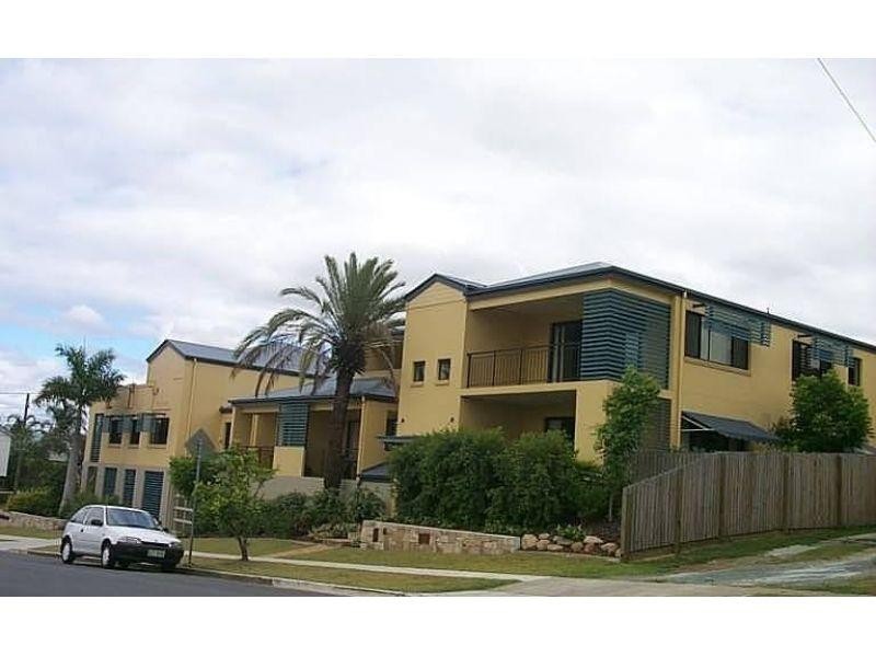 4/157 Riding Road, Balmoral QLD 4171