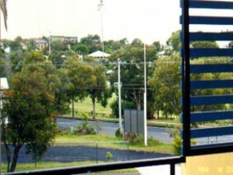 4/157 Riding Road, Balmoral QLD 4171
