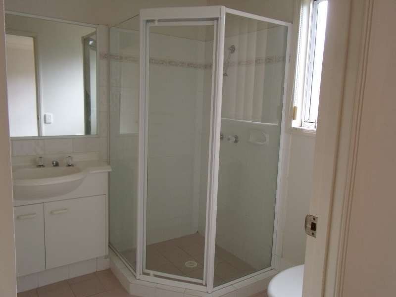 38 Marble Arch Place, Arundel QLD 4214