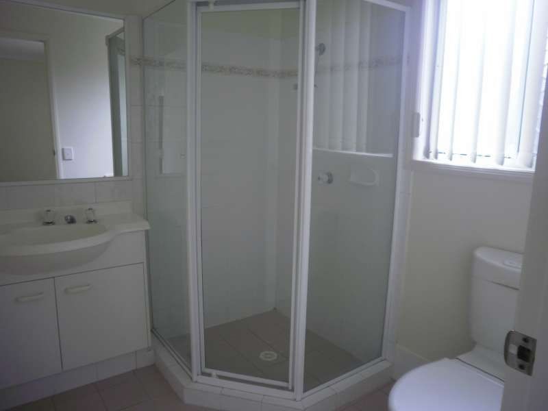 38 Marble Arch Place, Arundel QLD 4214