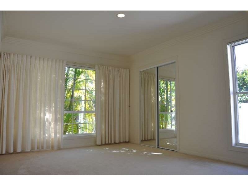 104/40 Cotlew Street, Bundall QLD 4217
