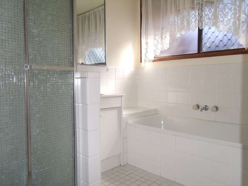 1, 1/19 Telopea Street, Labrador QLD 4215