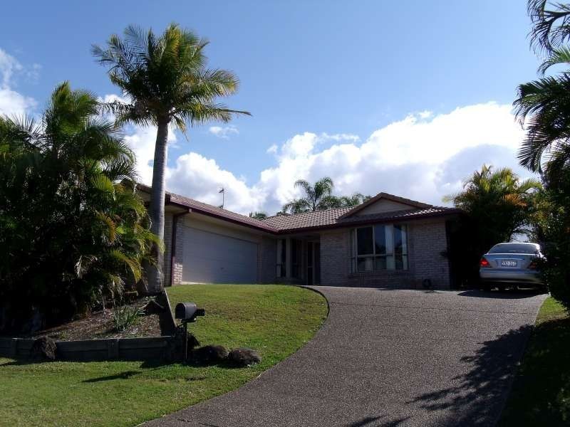 1 room in, 1/96 Henry Cotton Drive, Parkwood QLD 4214