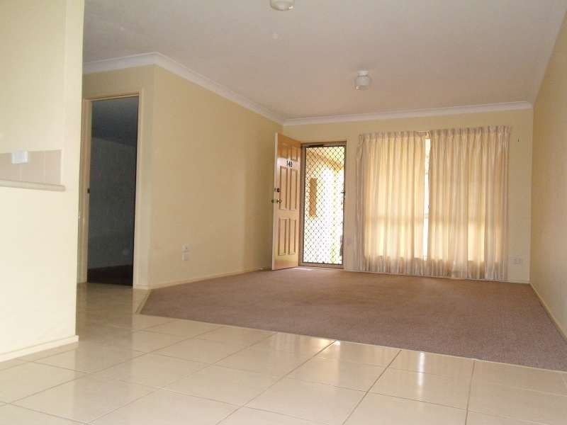 140/31 Usher Avenue, Labrador QLD 4215