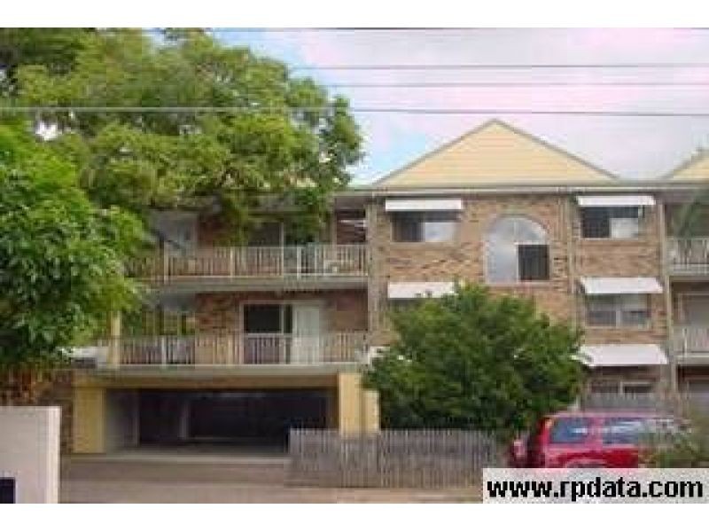 2/39 Raven Street, St Lucia QLD 4067