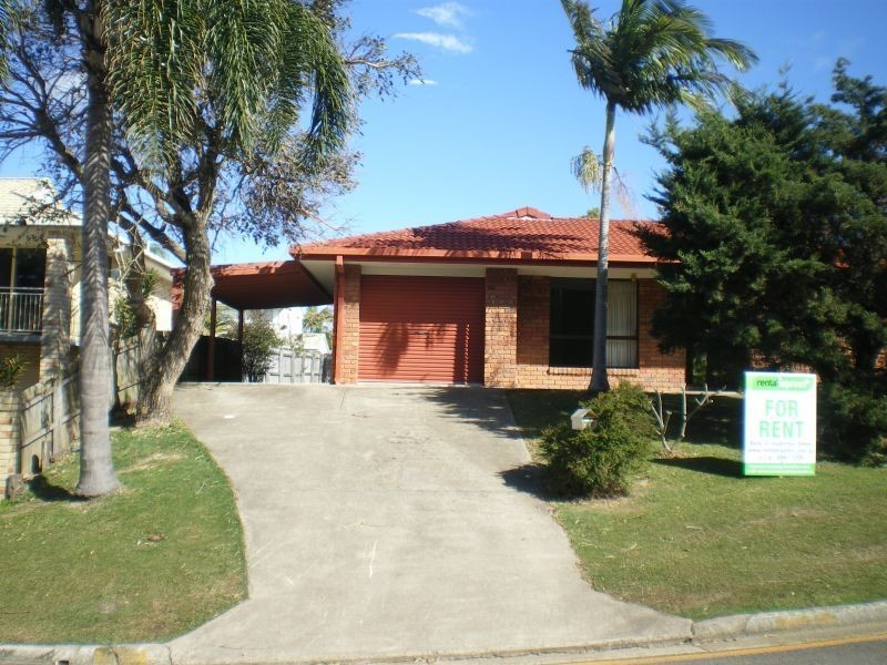 86 Edmund Rice Drive, Southport QLD 4215