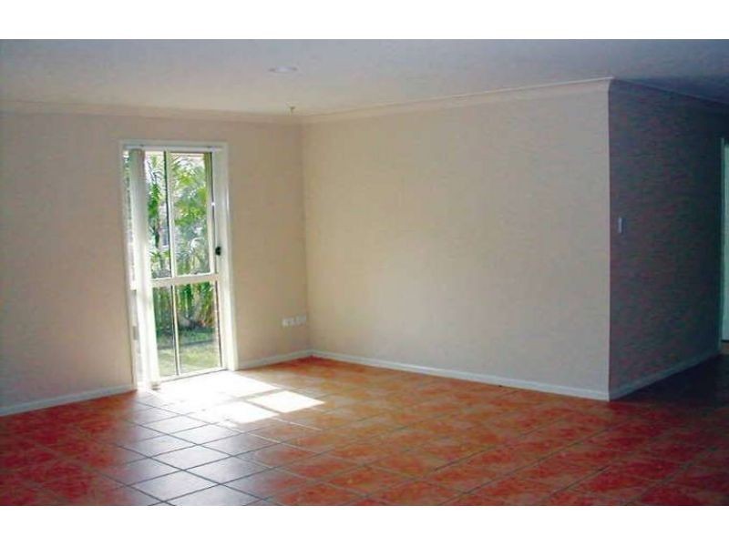 45 Davis Cup Court, Oxenford QLD 4210