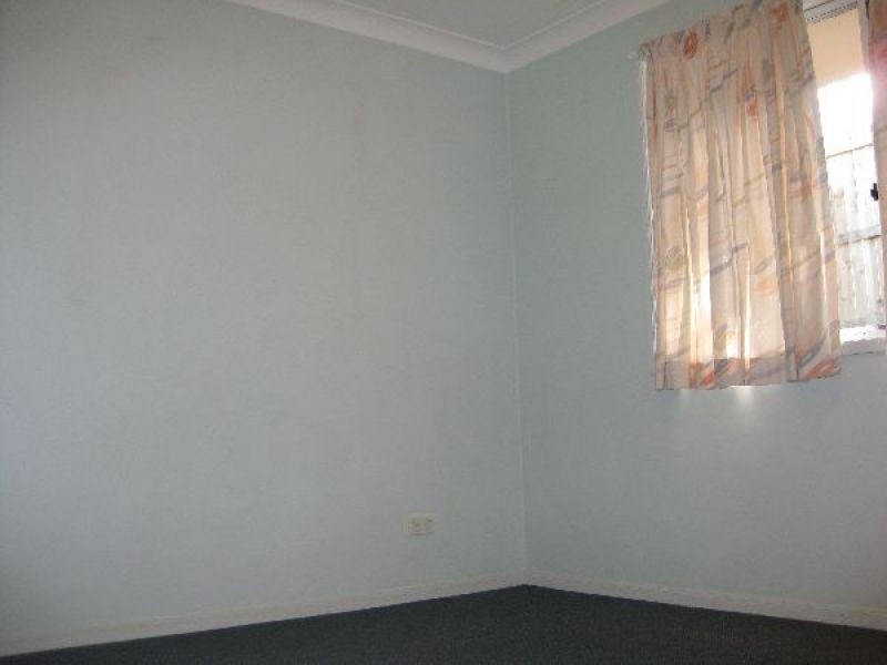 2/8 Hill Court, Labrador QLD 4215