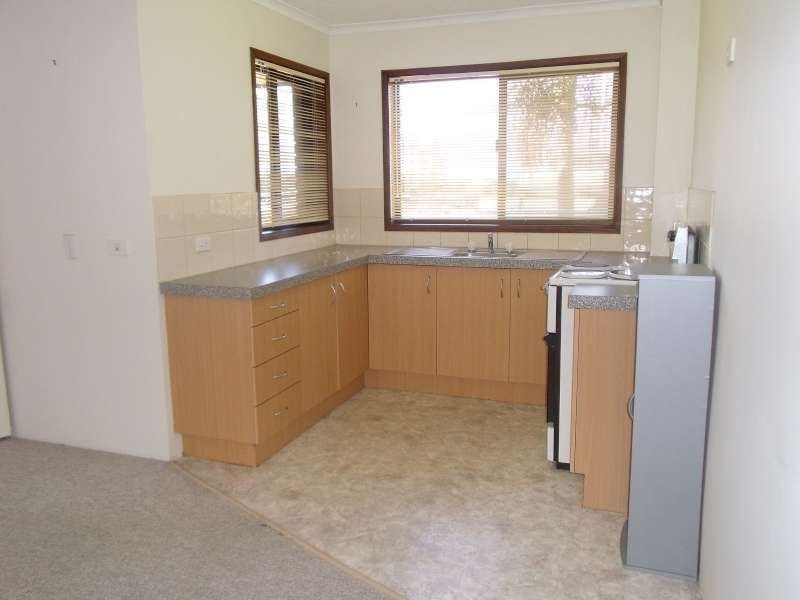 8, 8/32 Imperial Parade, Labrador QLD 4215